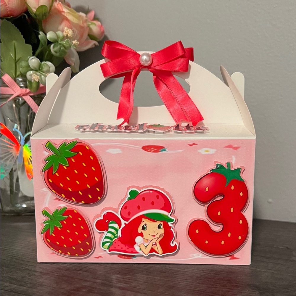 Strawberry-Themed Kids Party Favor Box